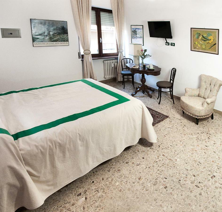 ペスカーラ Le Stanze Di Bruno Bed & Breakfast エクステリア 写真